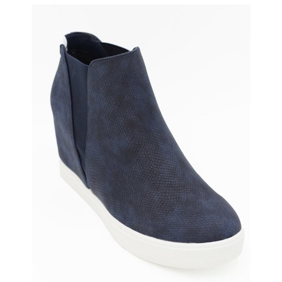 Coconuts by Matisse Shoes Coconuts Matisse Womens Lure Navy Lizard